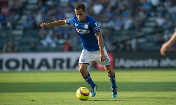 Un lateral cumplidor, con buen toque y gran labor defensiva, además de su facilidad de recuperar balones.