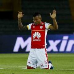 Morelo: “La defensa de Nacional es fuerte si te marca de cerca”