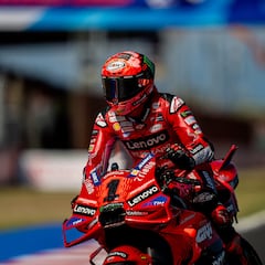 Bagnaia: “Tuve que rendirme para evitar cometer un error”