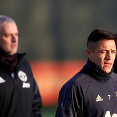 Alexis Sánchez “desaparece” a horas de duelo de la Champions