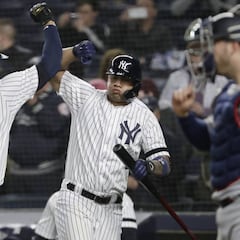 Which team has the most home runs in a MLB season? Full list