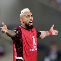 Arturo Vidal en el radar de Tigres