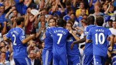 Petr Cech salva a un Chelsea escaso de ideas