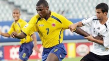 El delantero caucano hizo parte del Sudamericano Sub 17 con la Selección Colombia. Jugó en América y Santa Fe antes de ir a la MLS. Actualmente juega en Japón. 