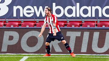 Muniain celebra el gol al Sevilla