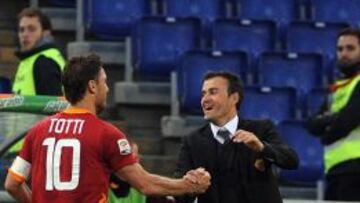 Luis Enrique, con Totti.
