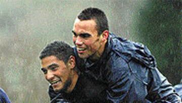 <B>SE ESTRENÓ</B>. El central Yago realizó ayer su primer entrenamiento con el Oviedo.