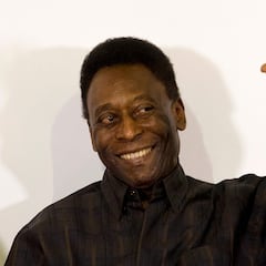 Pele in palliative care after he stops responding to chemotherapy
