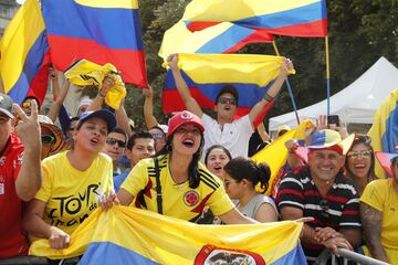 Muchos colombianos salieron a las calles de París para celebrar el triunfo de Egan Bernal en el Tour de Francia. La capital francesa se viste de amarillo, azul y rojo.