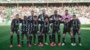 El 'plan B' tomó el mando del Cartagena