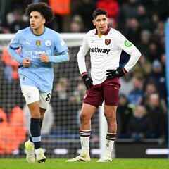 Edson Álvarez no va más con el West Ham