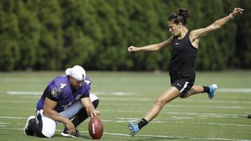 La campeona del mundo con la Selecci&oacute;n de los Estados Unidos, confirm&oacute; que recibi&oacute; ofertas de la NFL para que se convierta en la primera mujer en esta liga.