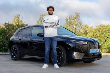 BMW iX XDrive50 - 108.450 euros.