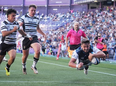 Imagen durante la final de la Copa del Rey 2025 de rugby entre el Valladolid Rugby Asociación Club y el Inexo El Salvador en el estadio José Zorrila.