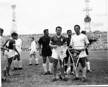 Aunque no jugó en Europa, le anotó gol a Real Madrid en un duelo amistoso en Costa Rica contra Saprissa.