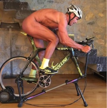 Cipollini muy activo en las redes sociales. 