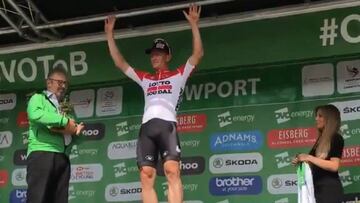 Andr¨¦ Greipel, primer l¨ªder al ganar al sprint la primera etapa