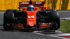 Fernando Alonso con el McLaren Honda en Montreal.