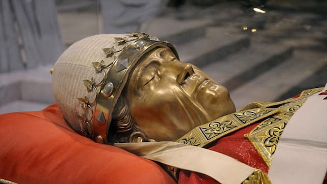 The longest conclave in history: 1,006 days, cardinals dying, and only bread and water