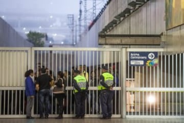 Una huelga de los empleados del sistema de metro de Sao Paulo agravó este jueves el caos de tránsito. El Movimiento de Trabajadores Sin Casa marchó hacia el estadio de la inauguración.