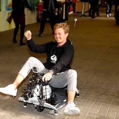 Alonso impresiona a Rosberg: “Yo no tendría motivación”