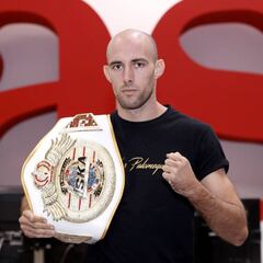 Coello: "Mi vida en Tailandia es como estar en el ejército"