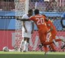 Fer y Depay tumban a Chile y le dan el liderato a Holanda