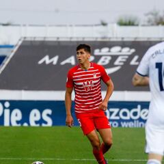 El Marbella no puede con el Recre Granada y se hunde
