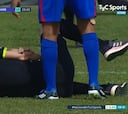 La escena inverosimil que se vivió en Argentina: el árbitro se lesiona y un entrenador pide su cambio