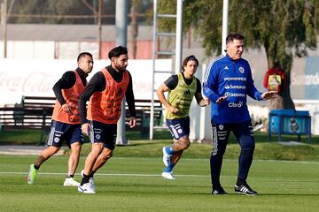 Las primeras postales de Berizzo dirigiendo a la Roja