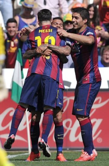 Los jugadores celebran el 0-3 de Messi. 