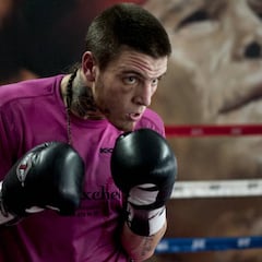 El Mousaoui evita a Kerman: Skeete, nuevo rival por el EBU