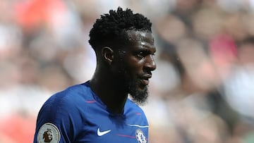 Bakayoko: Chelsea flop moves to AC Milan on loan