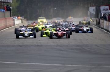 Fue sede del Gran Premio de B谷lgica en diez ocasiones variando entre las d谷cadas de los setenta y ochenta, desafortunadamente es recordado por la muerte de Gilles Villeneuve en 1982 durante la sesi車n de calificaci車n de aquel evento. Su peligrosidad radic車 en la constante escalada de las velocidades que alcanzaban los monoplazas, pues el circuito contaba con varios cambios de elevaci車n. Su 迆ltimo GP se celebr車 en 1984 con victoria de Michele Alboreto de Ferrari.
