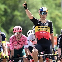 El Jumbo ya manda: Van Aert, poderoso, estrena el Dauphiné