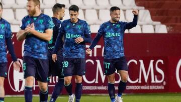 Andone celebra su tanto.