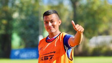 “En Chile todavía se subestima bastante el nivel del fútbol boliviano... No cualquier jugador viene acá y rinde”