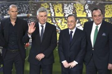 Ancelotti junto a Zidane, Florentino Pérez y Fernando Fernández Tapias.