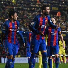 Los árbitros denunciarán a Piqué