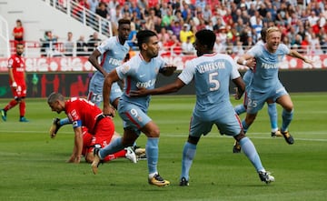 En imágenes Falcao y sus tres goles ante Dijon en Ligue 1