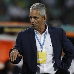 Reinaldo Rueda llega a Río, será presentado el lunes en Flamengo