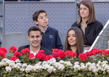 Tras cuatro años de relación, el futbolista y la influencer experimentaron un distanciamiento que terminó por dar al traste con su noviazgo. En el documental de la madrileña, ella reconoció que, pese a la ruptura, Sergio "ha sido un pilar muy importante" en su vida.