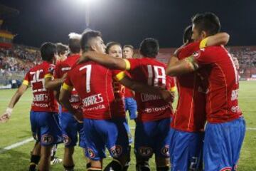 Futbol, Union Española vs Atletico Cerro.
Copa Libertadores 2017.
El jugador de Union Española  Jorge Ampuero, celebra su gol contra Atletico Cerro durante el partido por copa Libertadores en el Estadio Santa Laura, Santiago, Chile.
07/02/2017
Javier Torres/Photosport******

Football, Union Espanola vs Atletico Cerro.
Libertadores Cup 2017.
Union Espanola`s player Jorge Ampuero, celebrates his goal against Atletico Cerro during Libertadores Cuo at Santa Laura stadium in Santiago, Chile.
07/02/2017
Javier Torres/Photosport