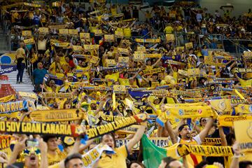 Triunfo, celebración y premio doble para el Gran Canaria. Campeón de la Eurocup y clasificación directa para la Euroliga la próxima temporada.