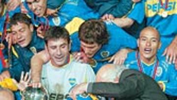 Los jugadores de Boca celebran la consecución de la Copa Intercontinental.