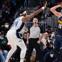 Jokic sigue a lo suyo