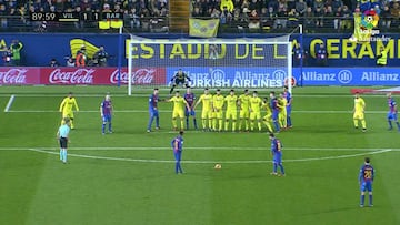 Messi lo vuelve a hacer: falta dorada directa a la hemeroteca