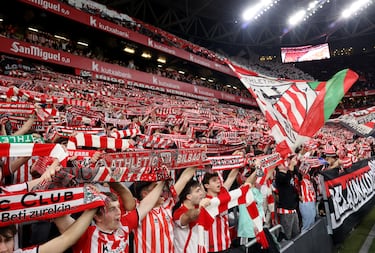 San Mamés vivió una noche intensa de semifinales, con la afición empujando a un Athletic que no logró generar peligro constante.