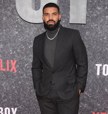 Seguido de Bad Bunny, se encuentra Drake, quien, en el 2018 lideró esta lista con 8.200 millones de reproducciones