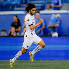 ¿Por qué Chino Huerta no podrá jugar ante Querétaro a mitad de semana?